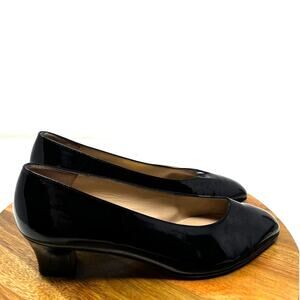 Ferragamo Pumps Womens Black Patent Leather Slip On‎ Pointed Toe Size 9B